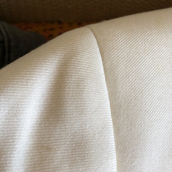AKRIS Ivory Silk & Cashmere Blazer 14 - Picture 13 of 14
